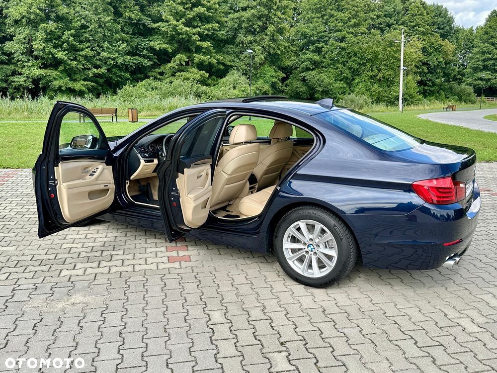 BMW Seria 5 530d xDrive Sport-Aut - 27