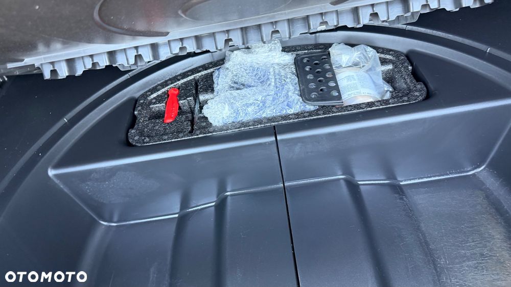 Chevrolet Cruze 1.7 LT - 26