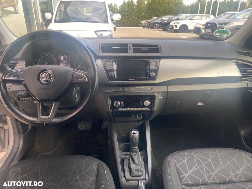 Skoda Fabia 1.0 TSI DSG Style - 6