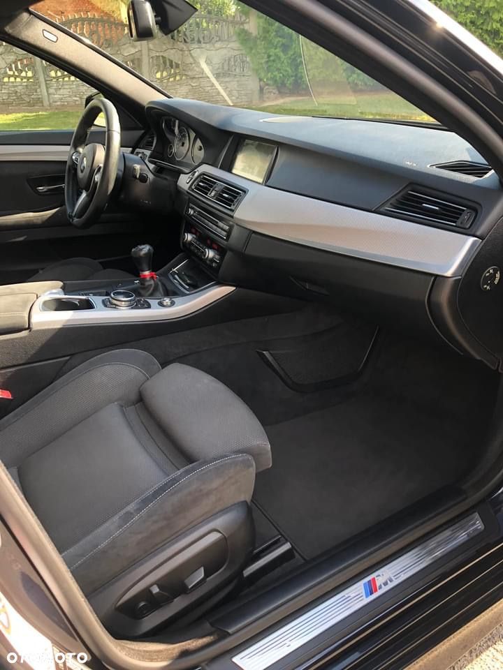 BMW Seria 5 520d Efficient Dynamics Edition - 25