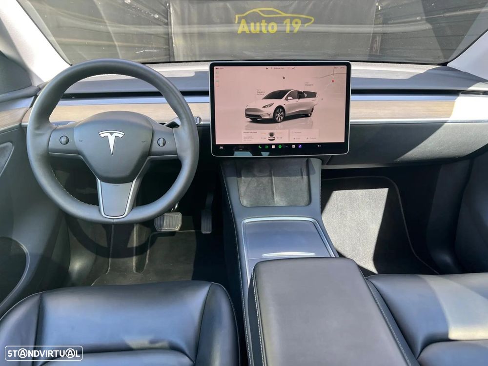 Tesla Model Y — fotografia 9