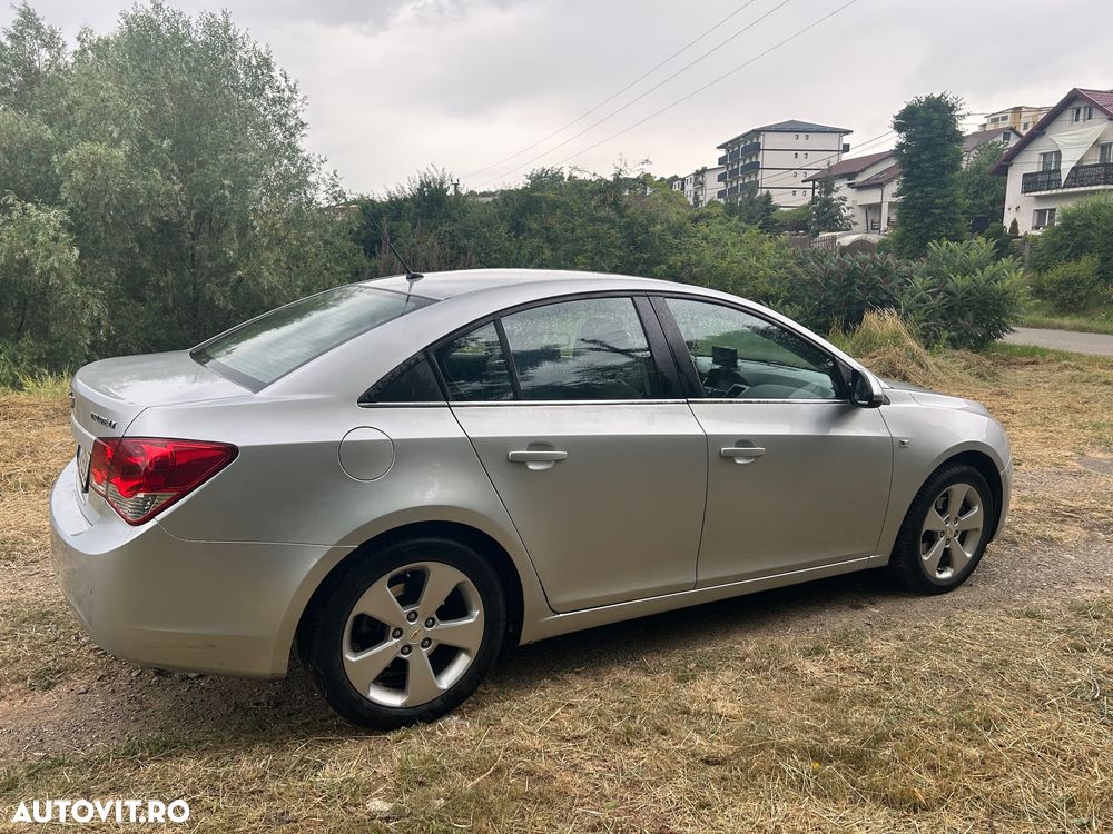 Chevrolet Cruze 2.0 LT Aut. - 4