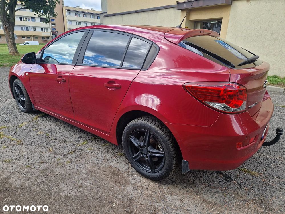 Chevrolet Cruze - 15