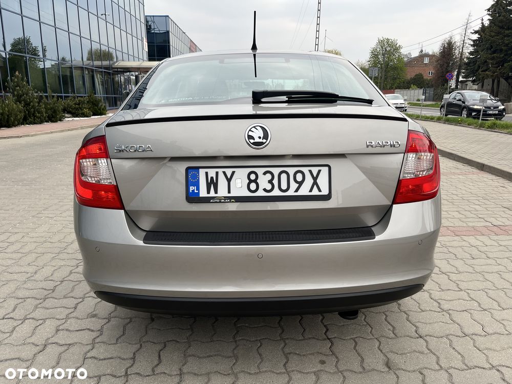 Skoda RAPID 1.6 TDI DPF Edition - 6