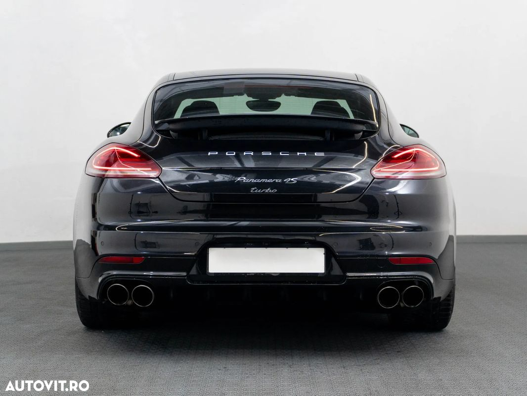 Porsche Panamera - 5