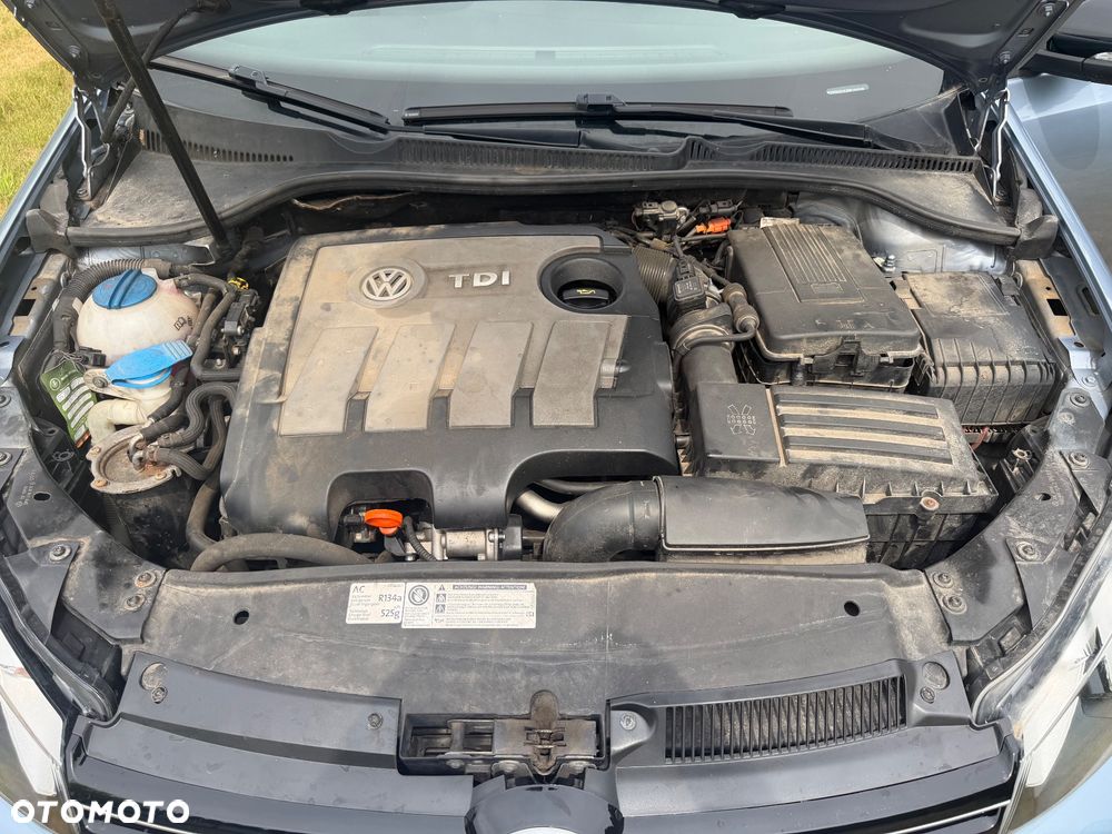 Volkswagen Golf 1.6 TDI DPF BlueMotion - 15