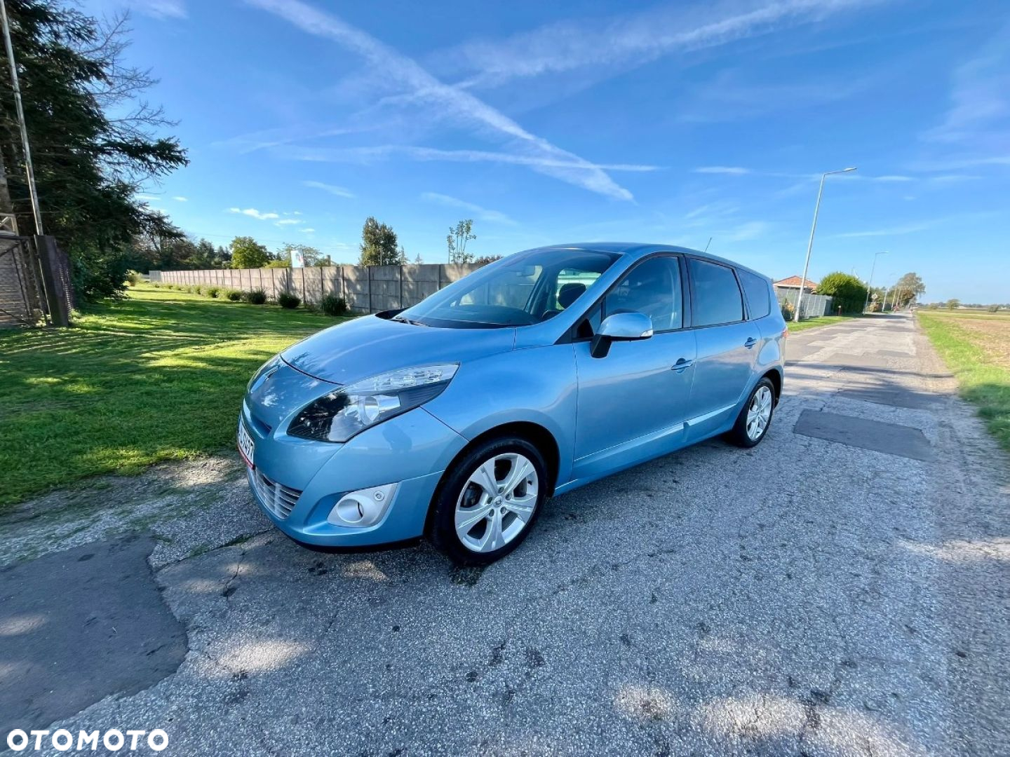 Renault Grand Scenic - 29