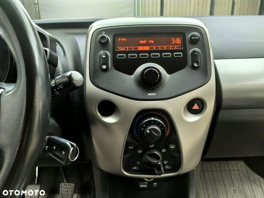 Toyota Aygo 1.0 VVT-i Sprint EU6 - 19