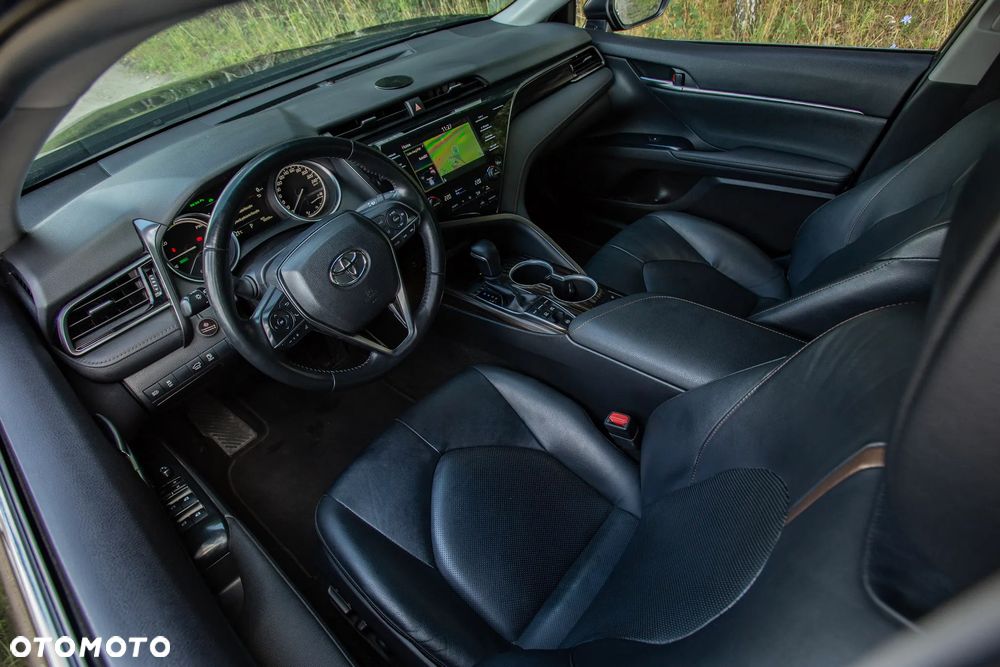 Toyota Camry 2.5 Hybrid Executive CVT - 15