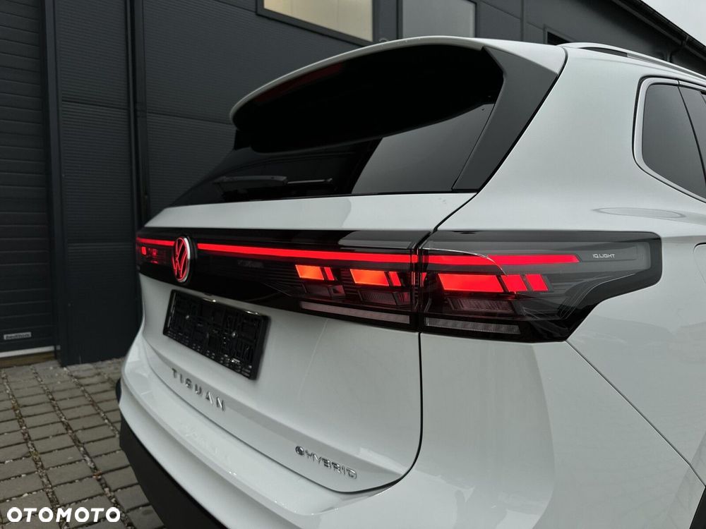 Volkswagen Tiguan - 23