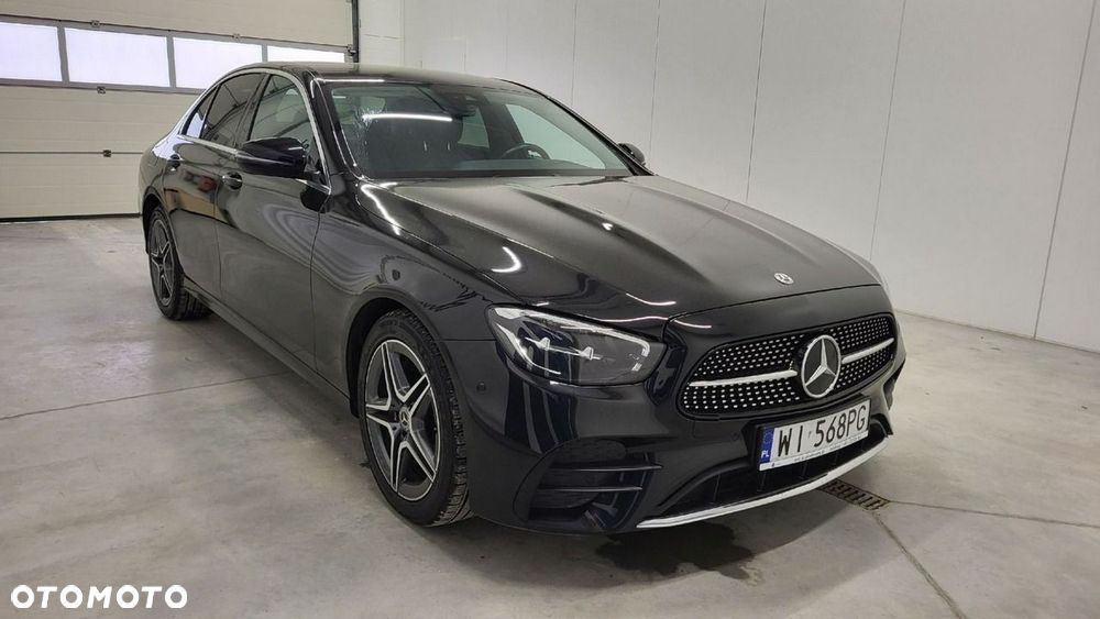 Mercedes-Benz Klasa E 220 d 4-Matic AMG/Avantgarde - 3