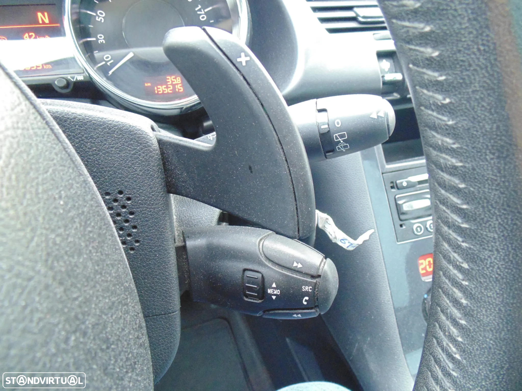 Peugeot 3008 1.6 e-HDi Allure 2-Tronic 110g - 28