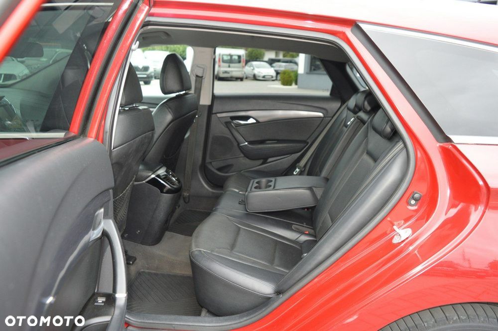 Hyundai i40 Kombi 1.7 CRDi Premium - 32