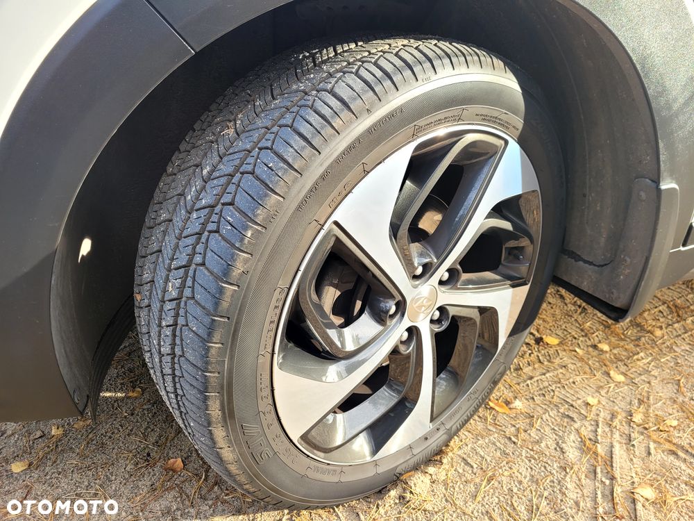 Hyundai Tucson 1.7 CRDI BlueDrive Classic 2WD DCT - 11