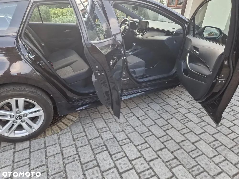 Toyota Corolla 1.8 Hybrid Comfort - 11