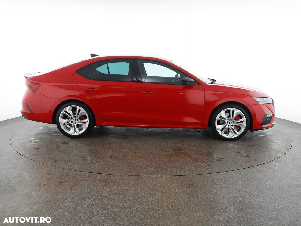 Skoda Octavia 2.0 245 TSI DSG RS - 6