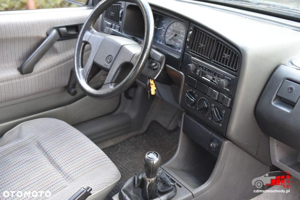 Volkswagen Passat - 23