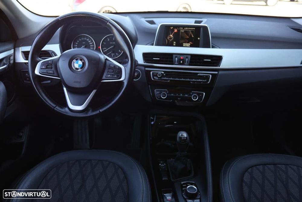 BMW X1 16 d sDrive Line Sport - 19