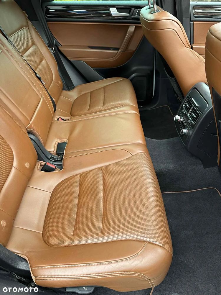 Volkswagen Touareg - 20