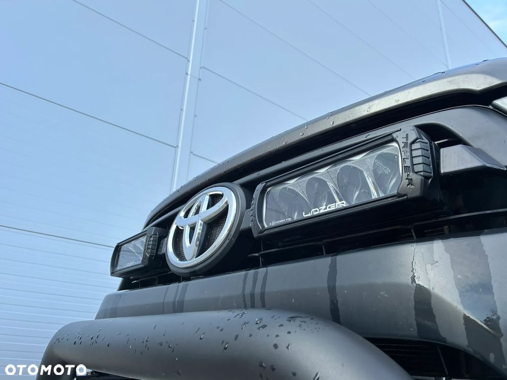 Toyota Hilux 2.4 D-4D Single Cab DLX 4x4 - 6