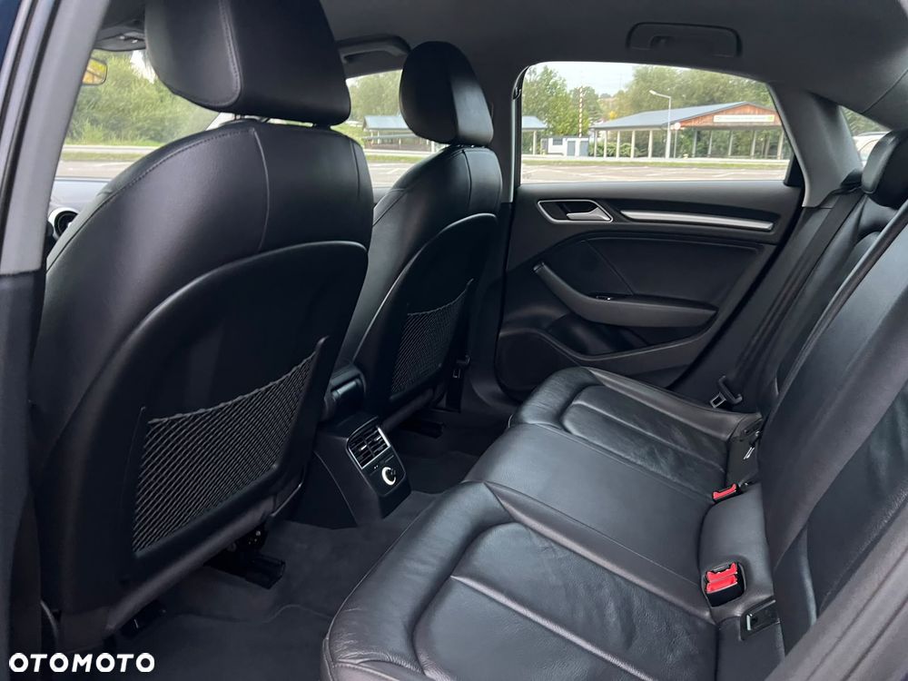 Audi A3 Limousine 1.6 TDI (clean diesel) S line Sportpaket - 31