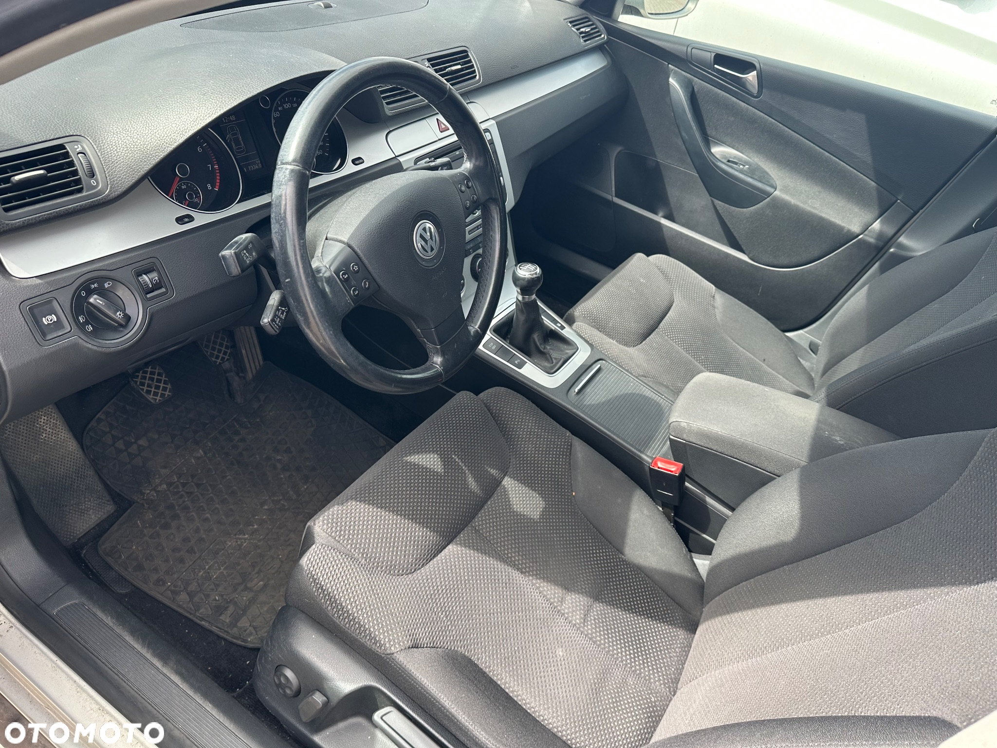 Volkswagen Passat 1.8 TSI Comfortline - 4