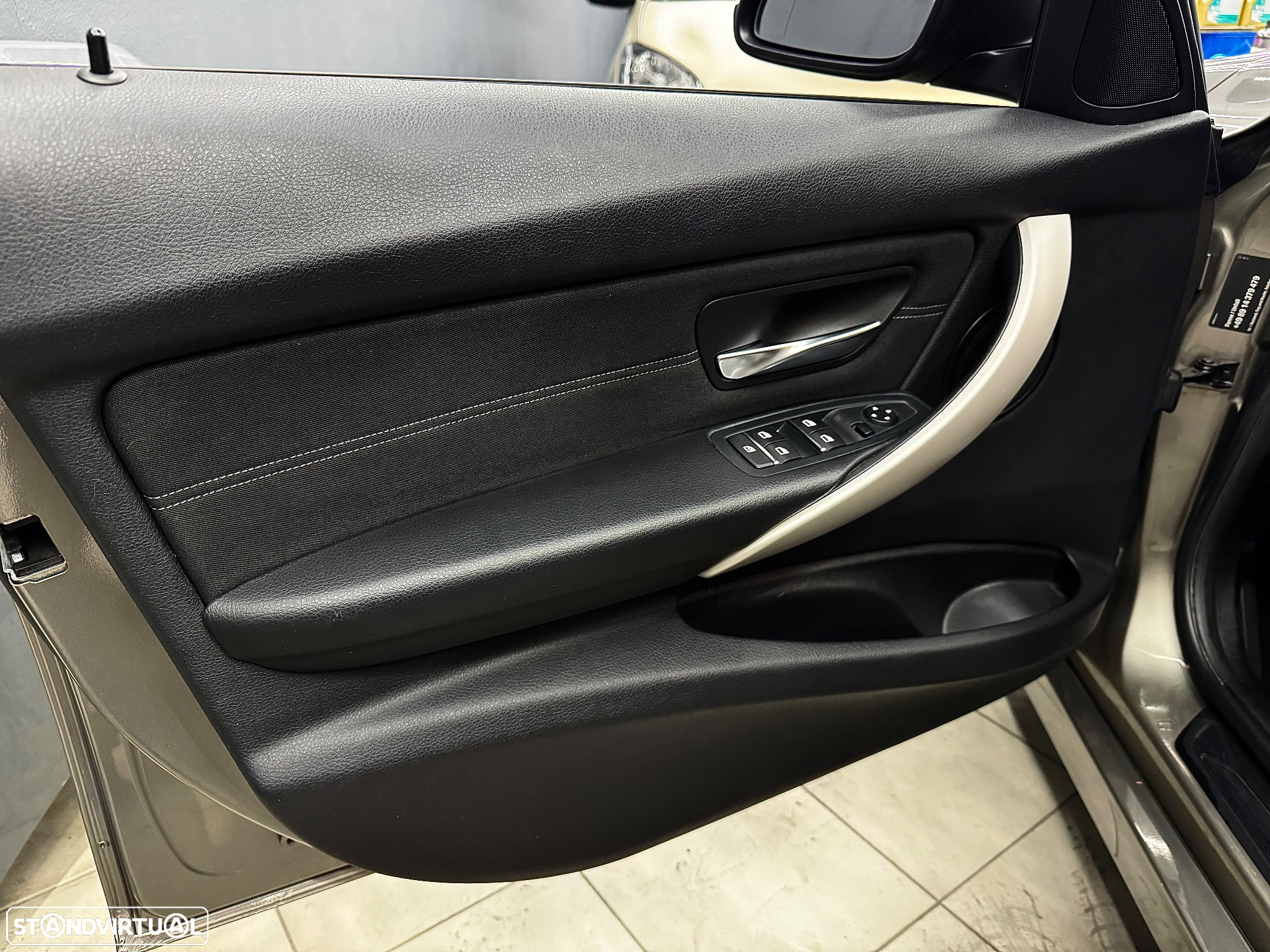 BMW 318 d Touring Line Modern - 14