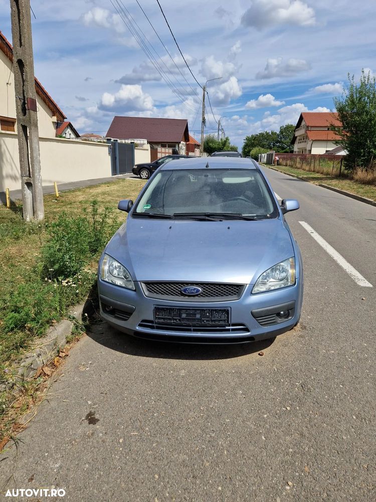 Ford Focus - 1