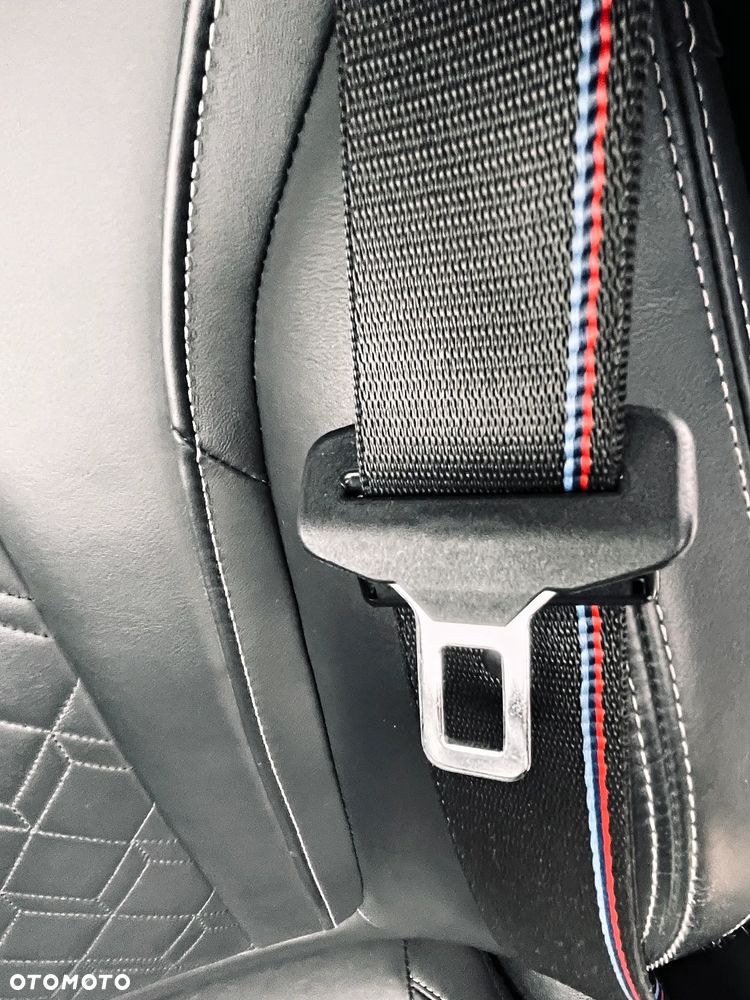BMW Seria 3 M340i xDrive mHEV sport - 31