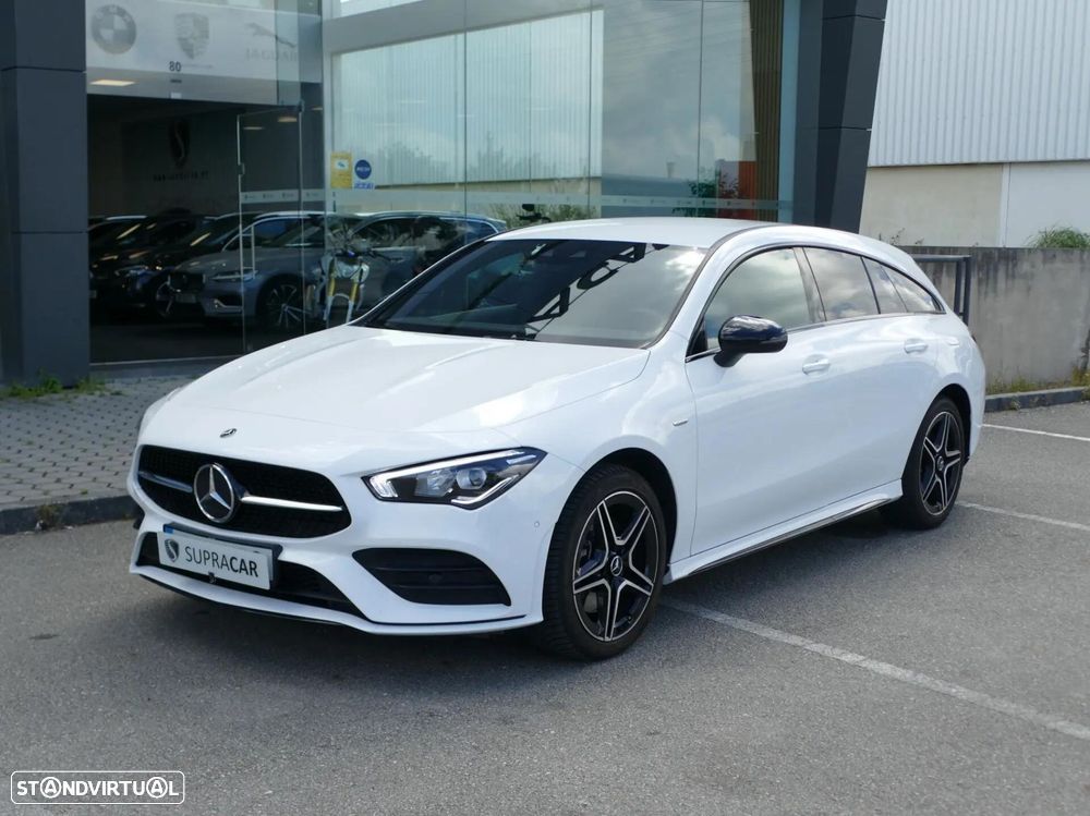 Mercedes-Benz CLA 250 e Shooting Brake AMG Line - 2
