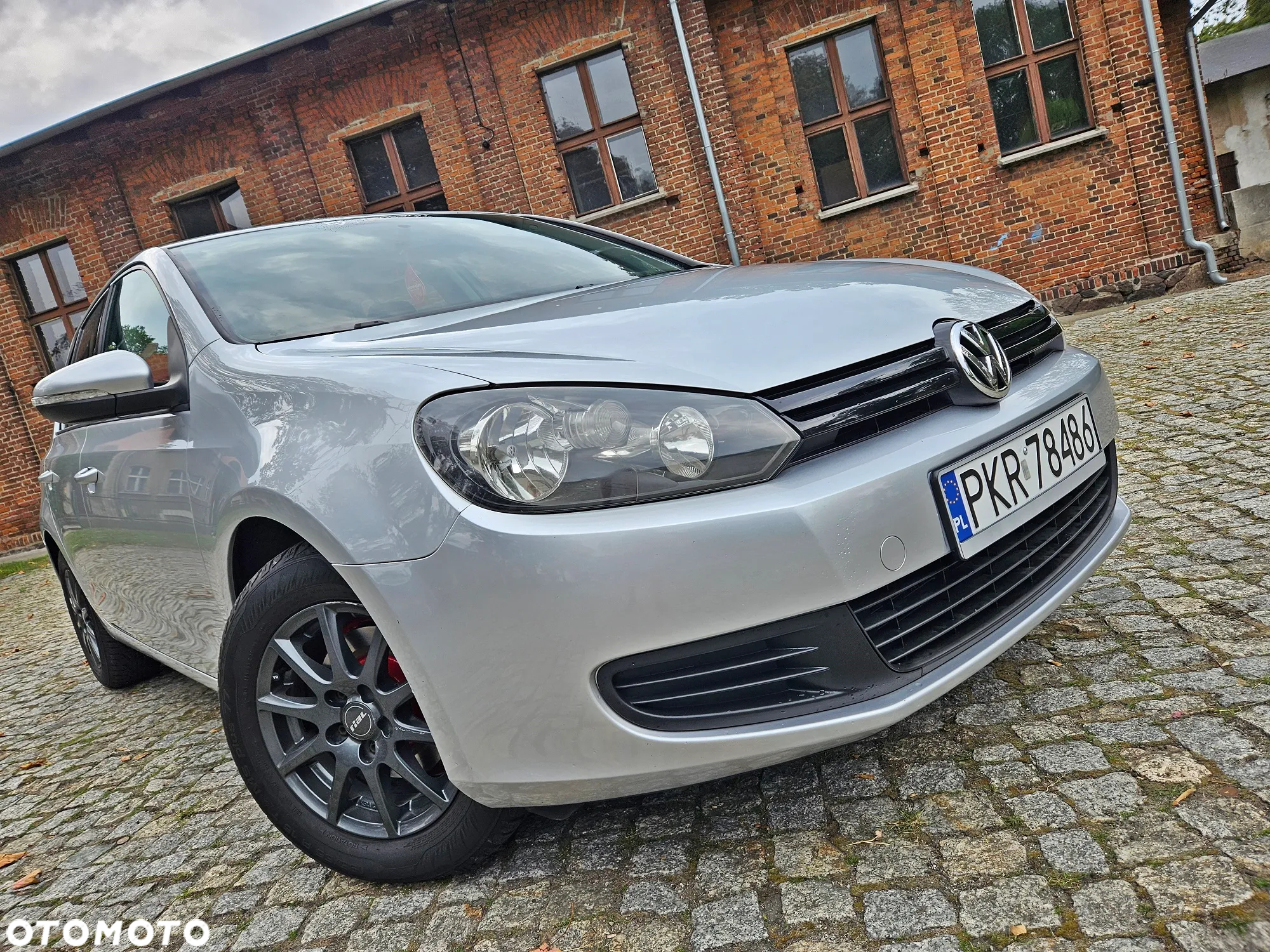 Volkswagen Golf VI 1.6 Comfortline - 31
