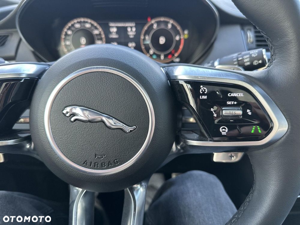 Jaguar E-Pace - 19