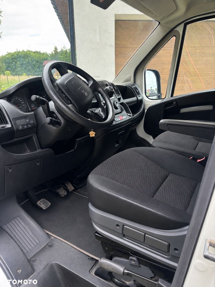 Peugeot BOXER - 12