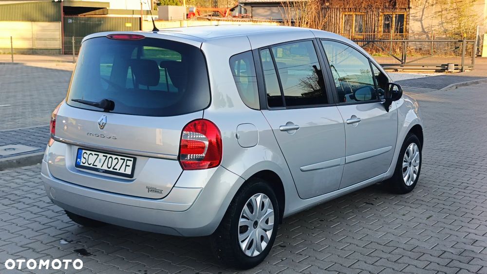 Renault Modus Grand 1.2 16V TCE Night and Day - 4