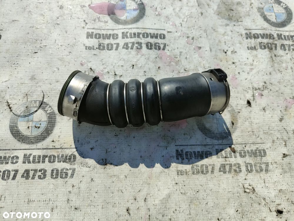 BMW E81 E87 E82 2.0d N47 Wąż przewód powietrza 7802752