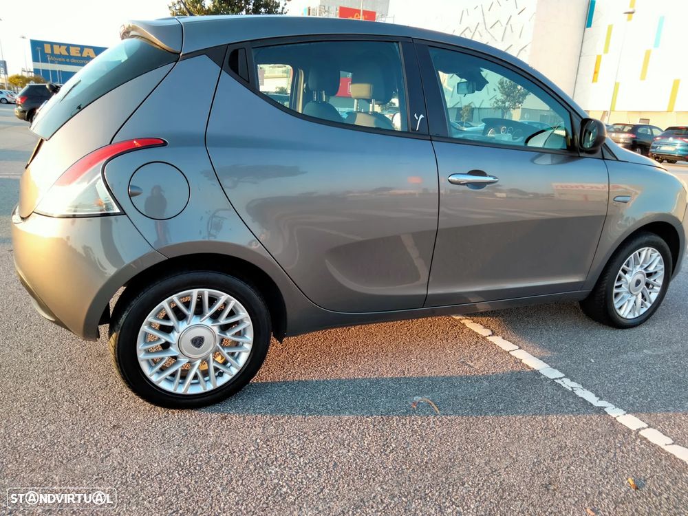 Lancia Ypsilon 1.2 S&S Silver - 2
