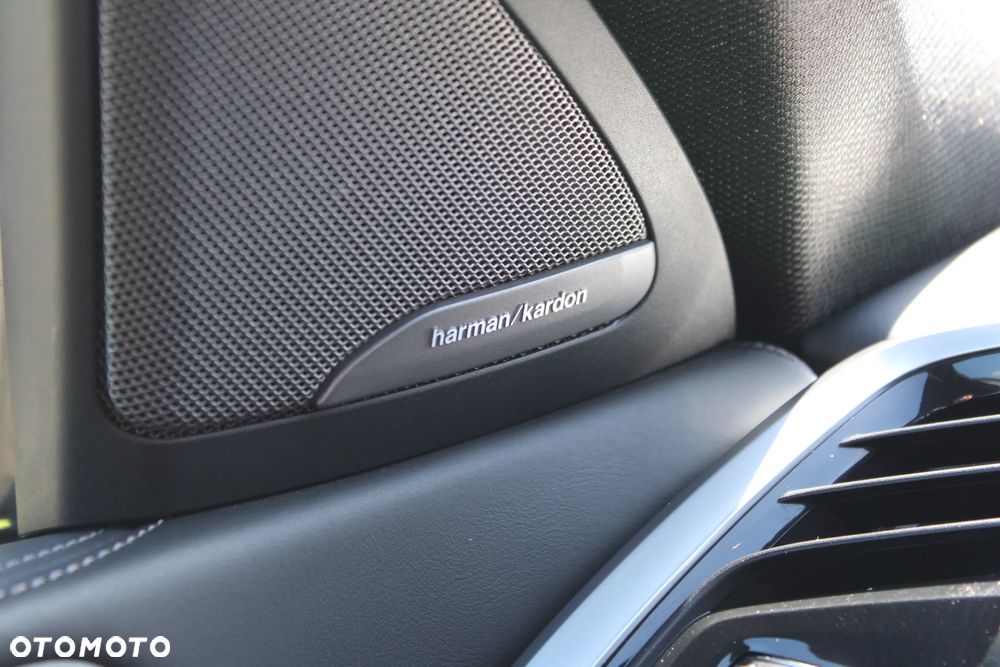BMW X6 M50i - 26