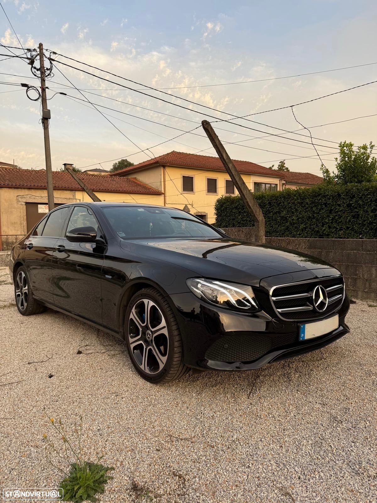 Mercedes-Benz E 350 e AMG - 4