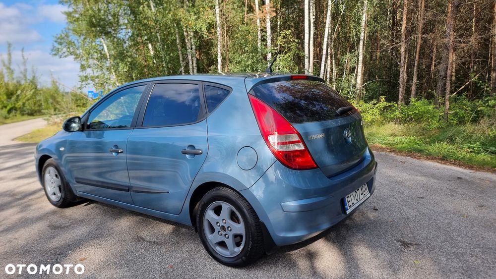 Hyundai i30 1.4 Classic - 10