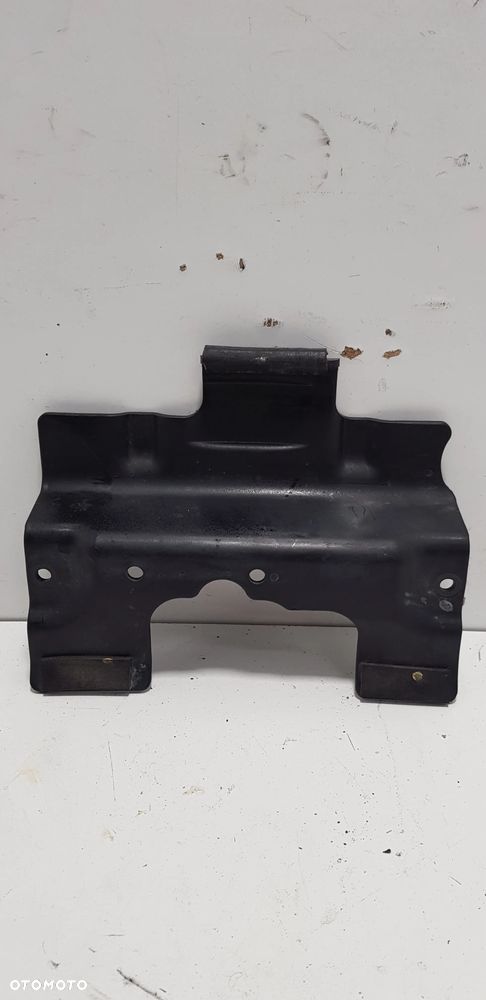 Kawasaki Versys KLE 650 05-09 Wypełnienie ramy przed silnikiem - 2