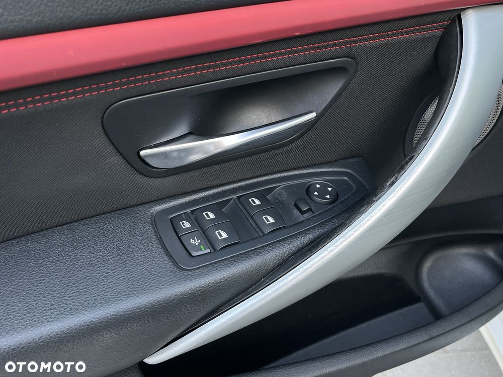 BMW 3GT 318d Sport Line - 16