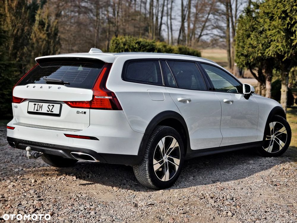 Volvo V60 Cross Country B4 D AWD Geartronic Pro - 12