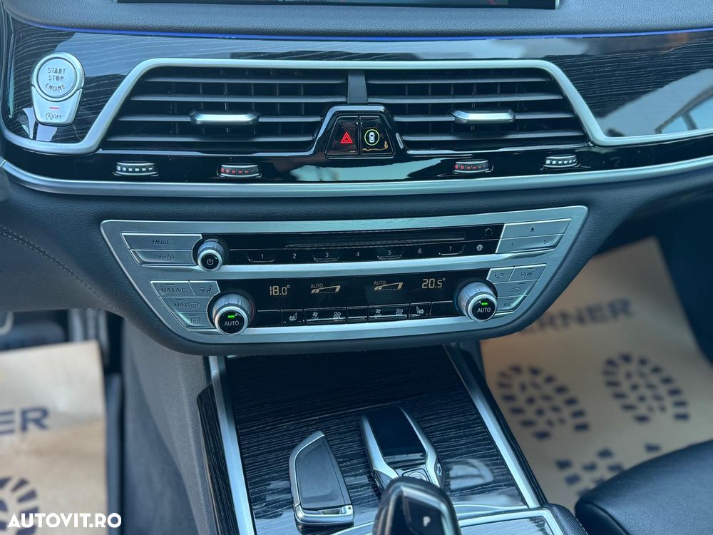 BMW Seria 7 730d xDrive - 27