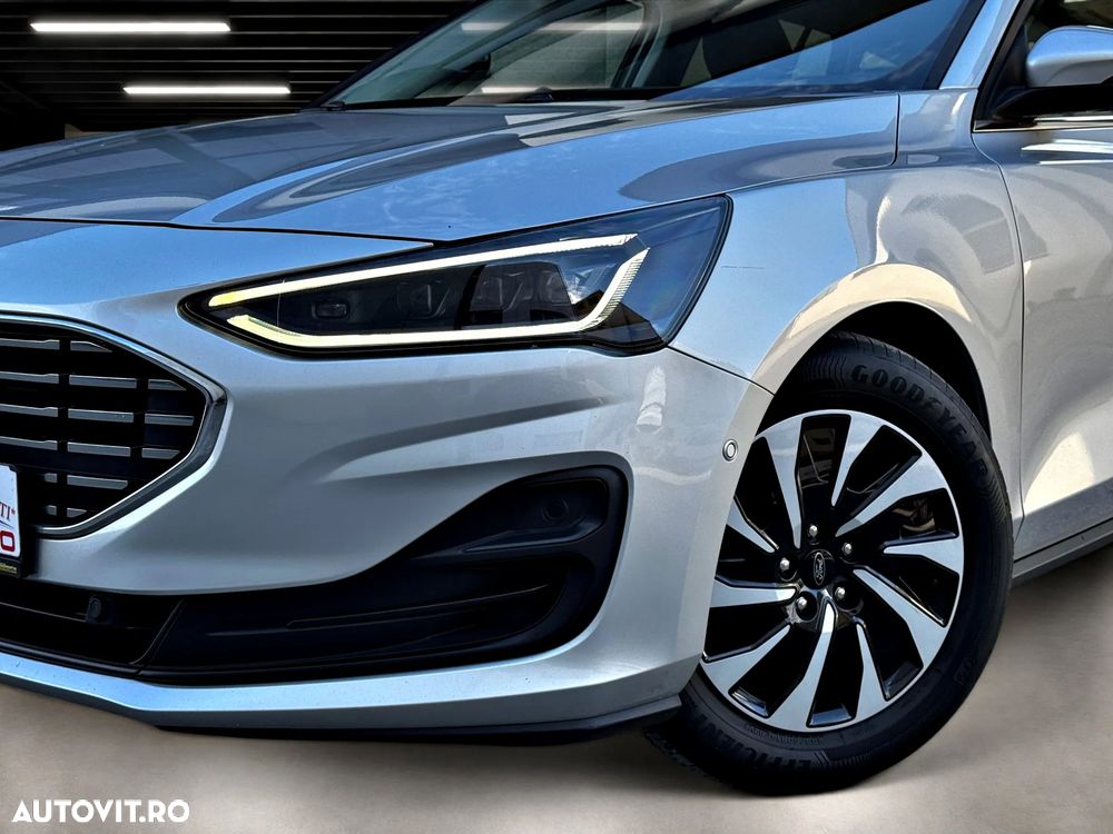 Ford Focus 1.5 EcoBlue 8AT Titanium X - 29