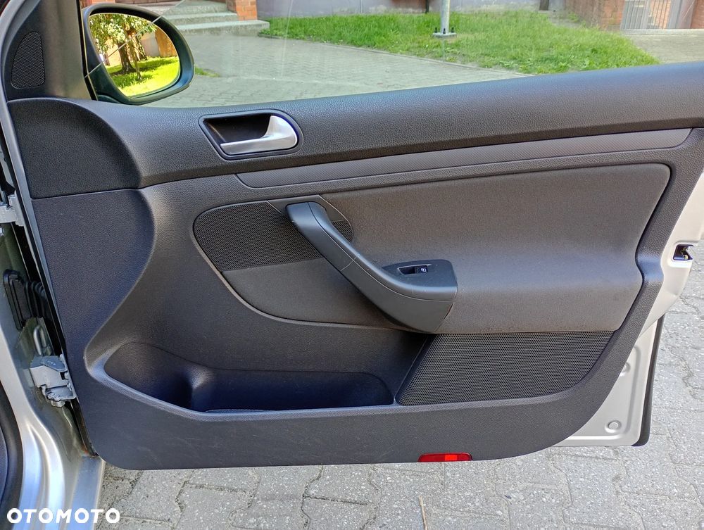 Volkswagen Golf 1.9 TDI GT Sport - 16