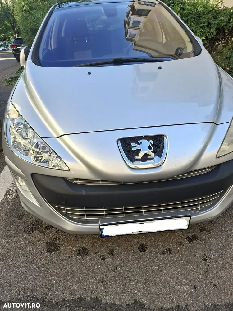 Peugeot 308 1.6E Premium Pack - 3