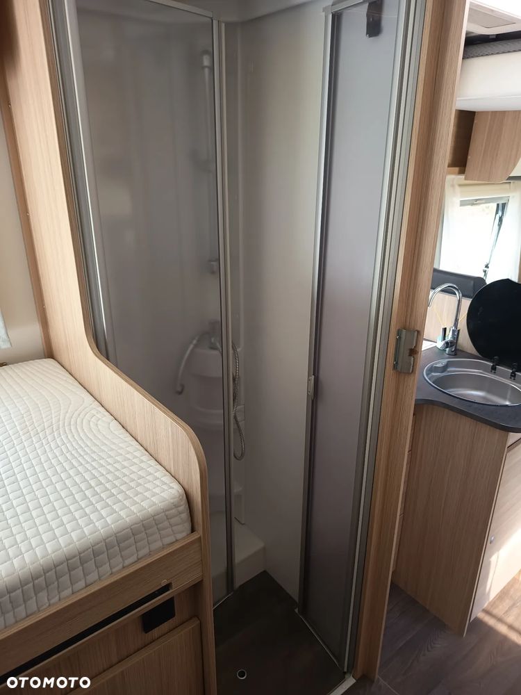 Sunlight Ducato camper - 25