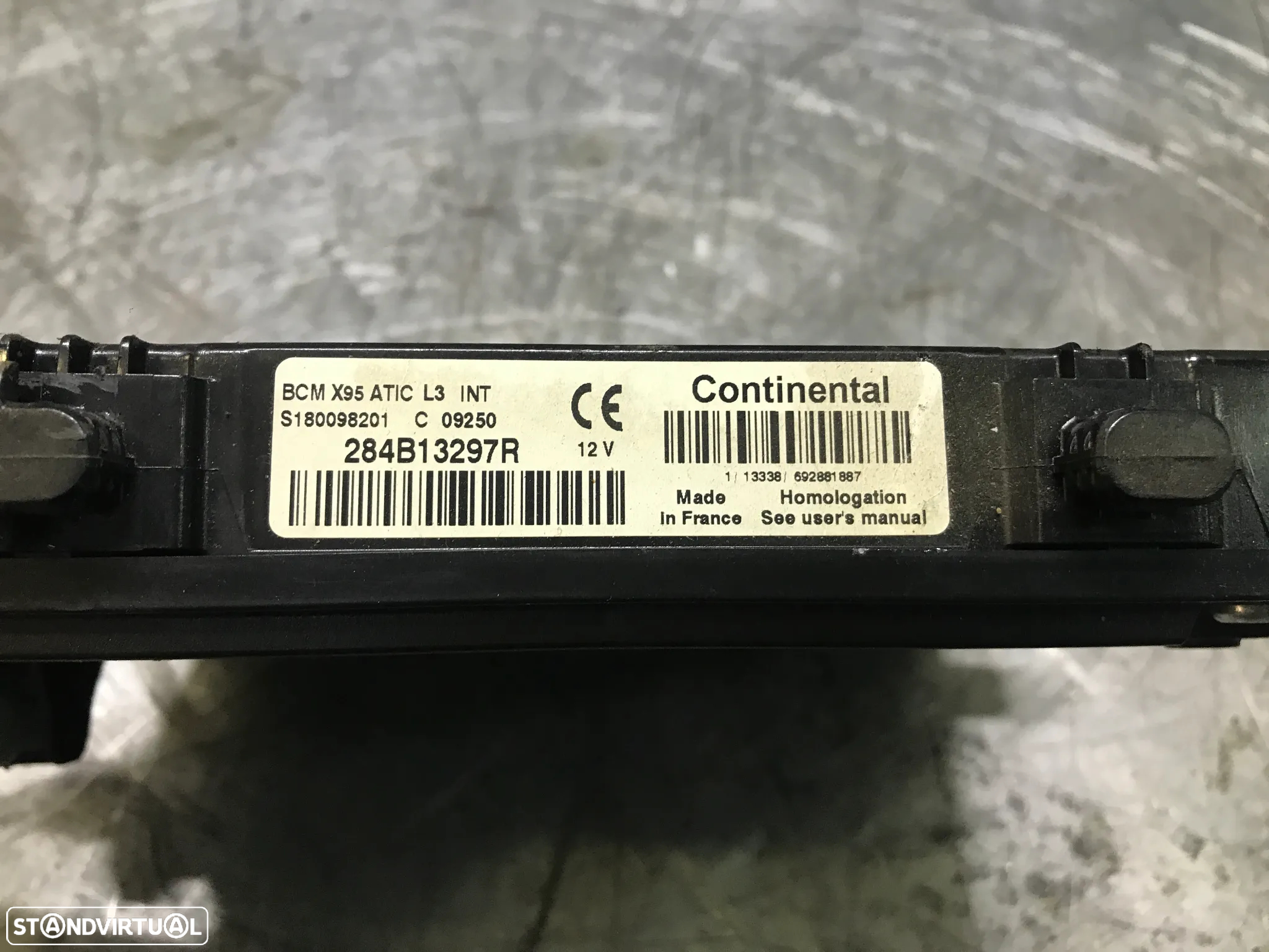 MODULO UCH BCM BSI RENAULT MEGANE III 284B13297R S180098201 - 2