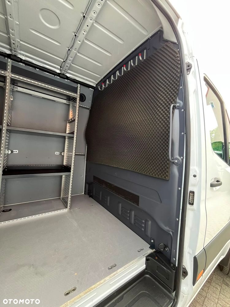 Mercedes-Benz Sprinter 319 4x4 - 21