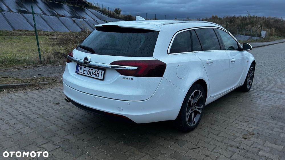 Opel Insignia - 12